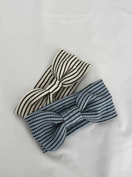 Point Hairband