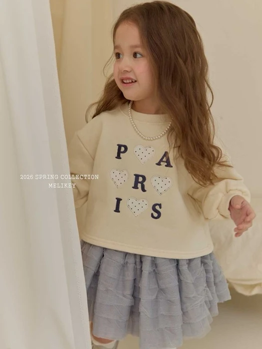 Paris Heart Sweatshirt