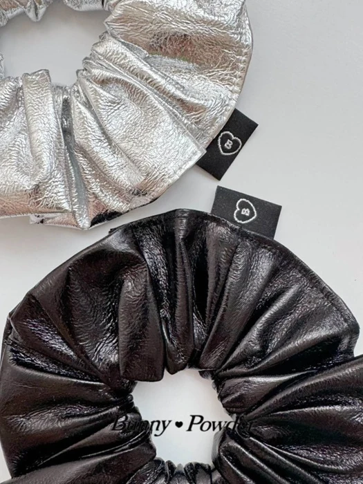 Glossy Scrunchie