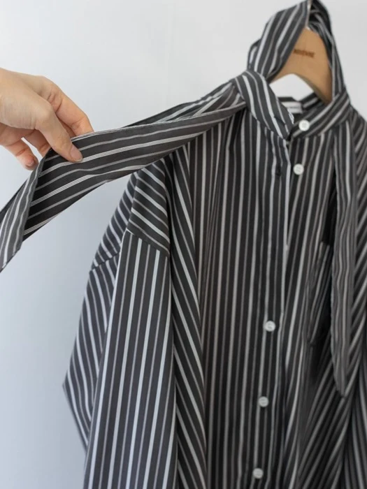 Oversized Stripe Two-Way Tie Shirt Oversized Stripe Two-Way Tie Shirt