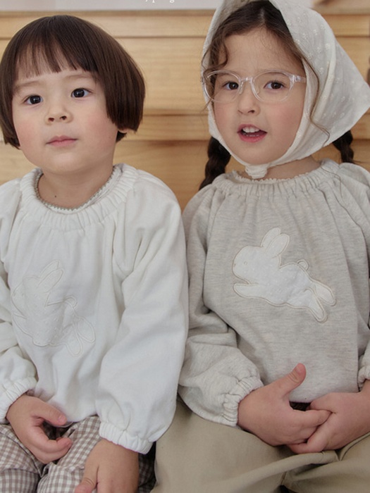 Hopping Sweatshirt