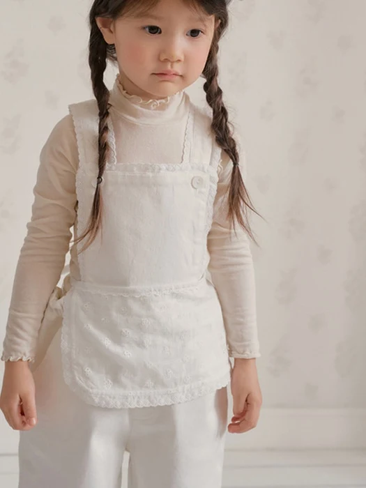 Lace Apron