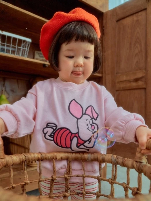 Pooh Friends Sweatshirt Piglet Pooh Friends Sweatshirt Piglet