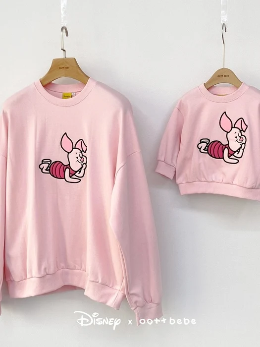 Pooh Friends Sweatshirt Piglet (Adult) Pooh Friends Sweatshirt Piglet (Adult)