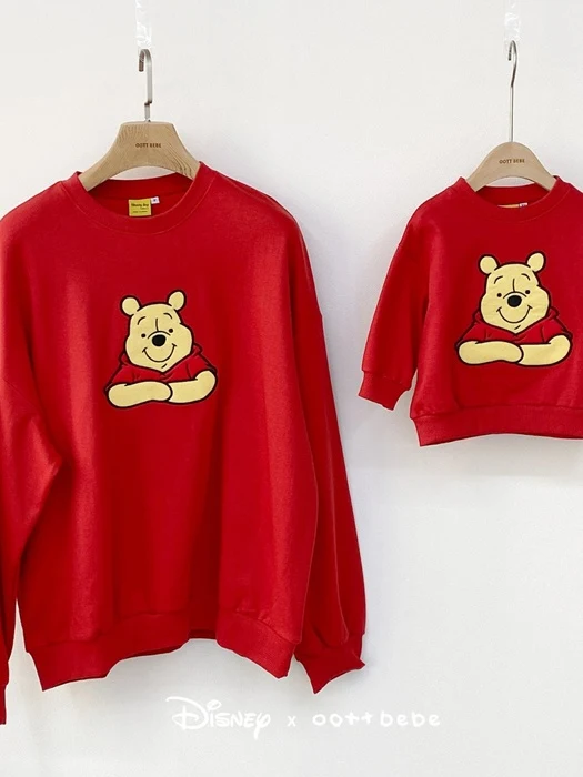 Pooh Friends Sweatshirt Pooh (Adult) Pooh Friends Sweatshirt Pooh (Adult)