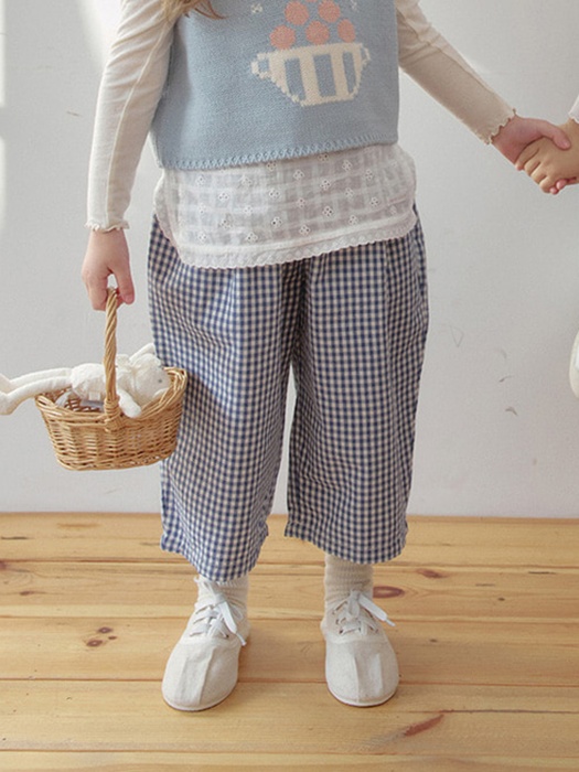 Check Komong Pants