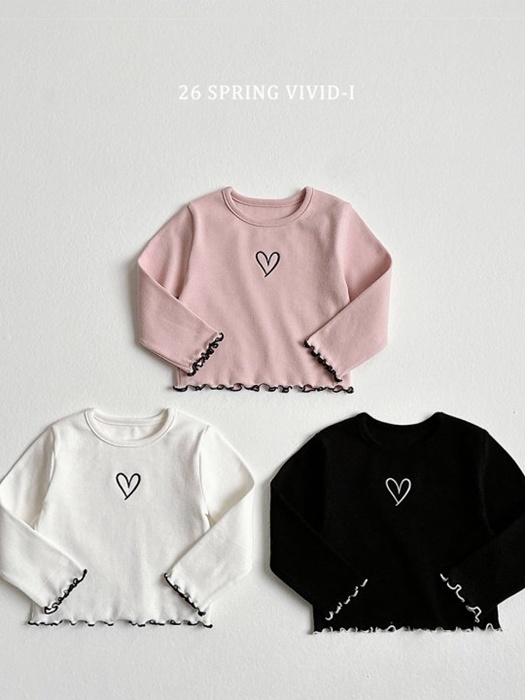 Heart Embroidery Wave Tee Heart Embroidery Wave Tee