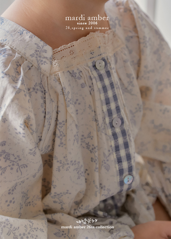 Amber - Korean Children Fashion - #childofig - Label Blouse