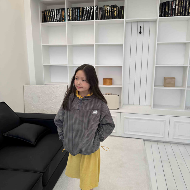 Andbutter - Korean Children Fashion - #prettylittlegirls - Old Check Anorak - 9