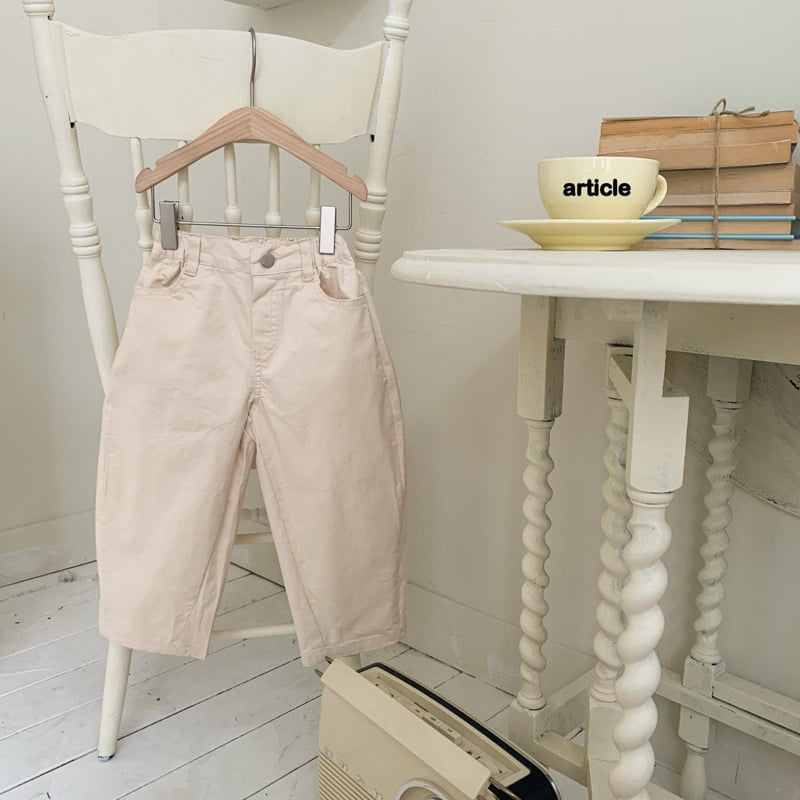 Article - Korean Children Fashion - #kidzfashiontrend - Low Curve Pants - 4