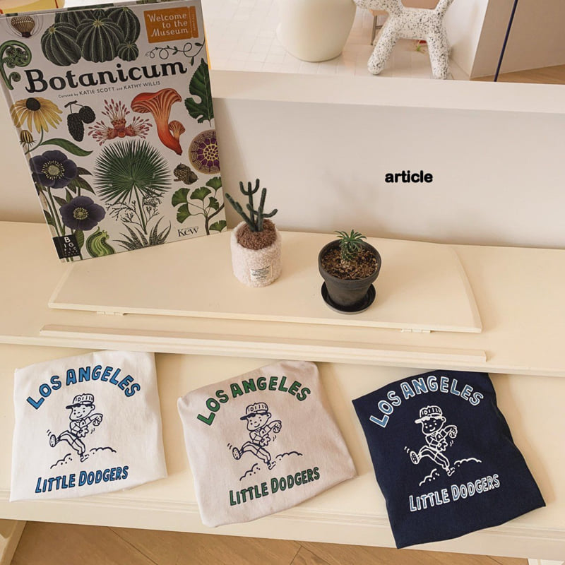 Article - Korean Children Fashion - #prettylittlegirls - Little Dodgers Tee - 10