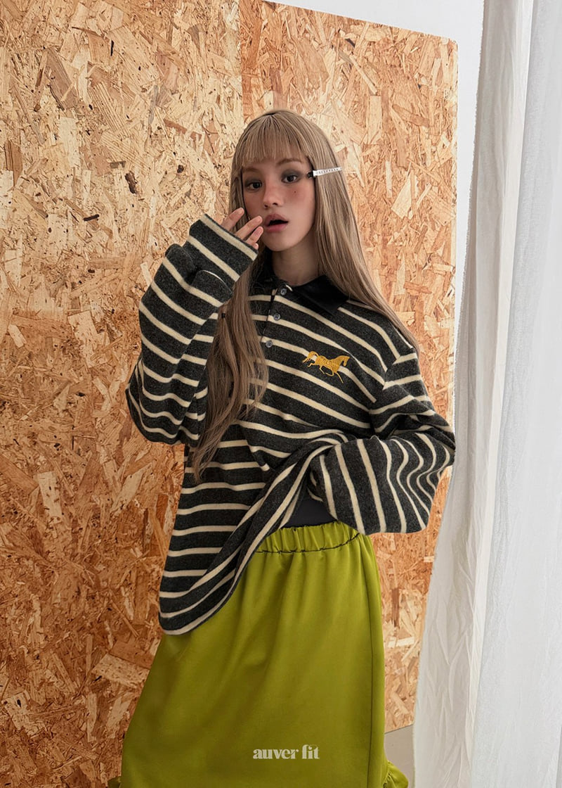 Auver_Fit - Korean Women Fashion - #momslook - Horse Stripe Collar Tee - 12