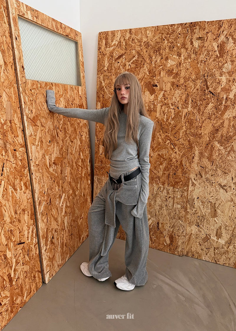 Auver_Fit - Korean Women Fashion - #momslook - Velour Cover Training Pants - 11