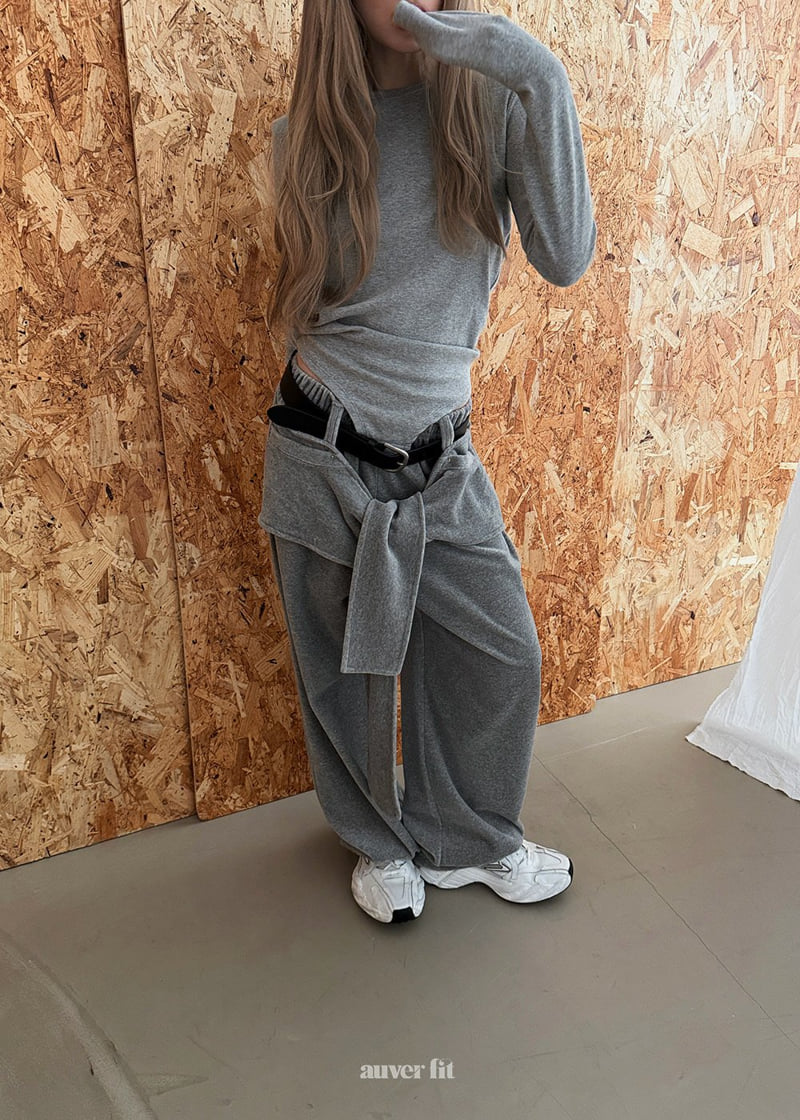 Auver_Fit - Korean Women Fashion - #momslook - Velour Cover Training Pants - 9