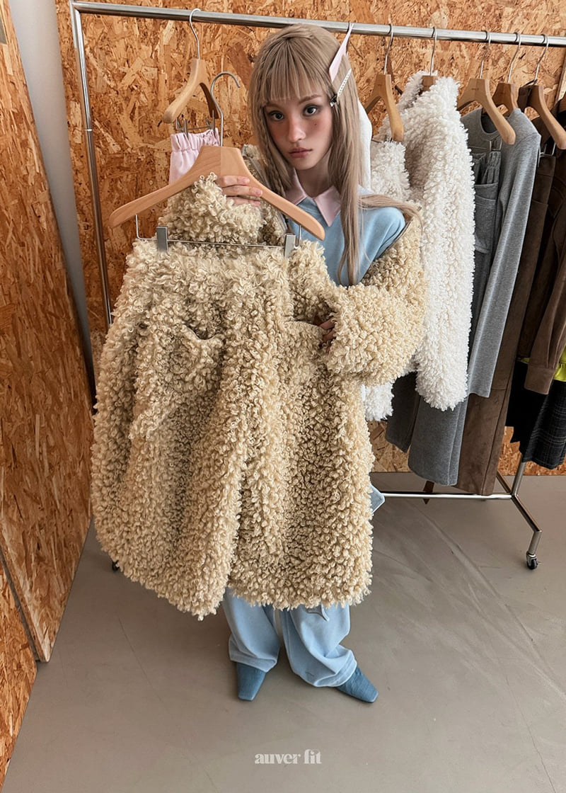 Auver_Fit - Korean Women Fashion - #momslook - Poodle Bermuda Pants - 2