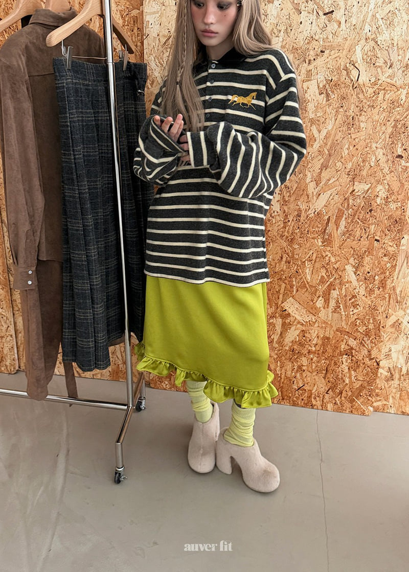 Auver_Fit - Korean Women Fashion - #womensfashion - Horse Stripe Collar Tee - 11