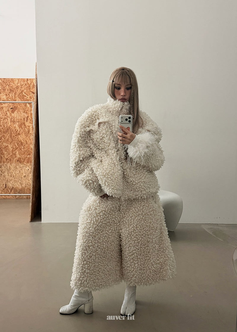Auver_Fit - Korean Women Fashion - #womensfashion - Poodle Shearling Jumper - 11