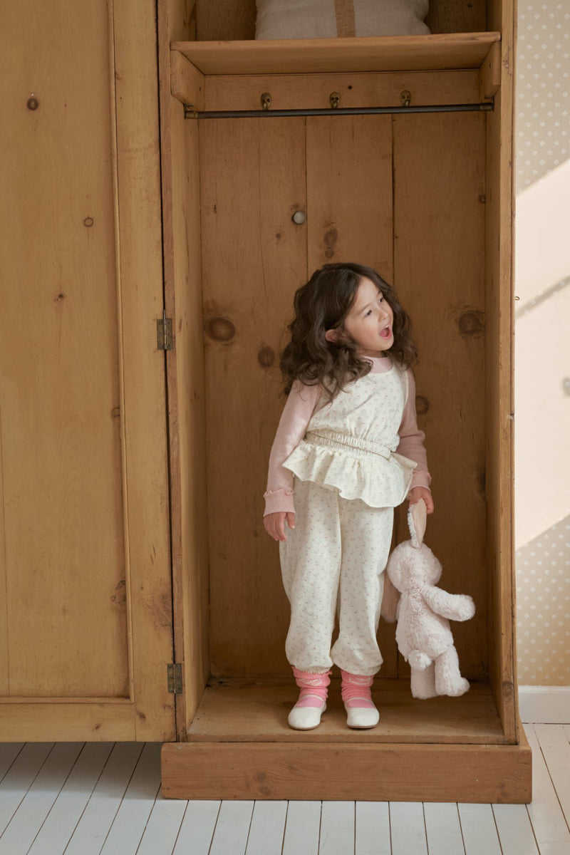 Banana J - Korean Children Fashion - #prettylittlegirls - Rosy Petal Pants - 10