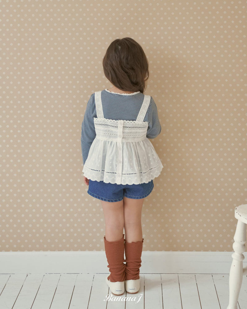 Banana J - Korean Children Fashion - #stylishchildhood - Elia Lace Top - 11