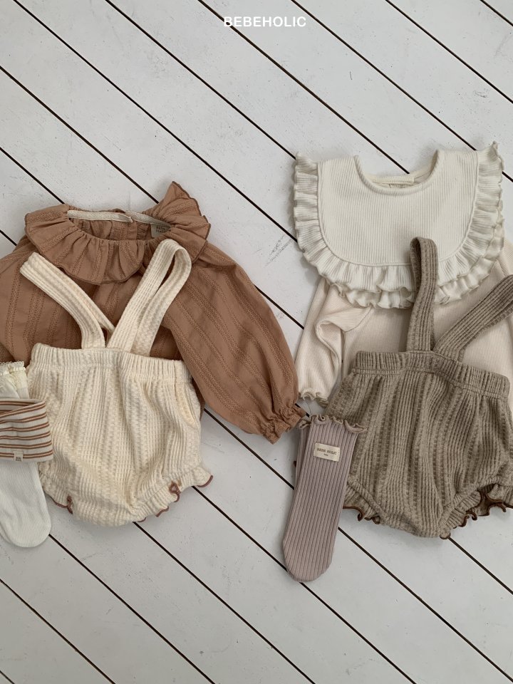 Bebe Holic - Korean Baby Fashion - #babyclothing - Easy Waffle Suspender Bloomers - 4