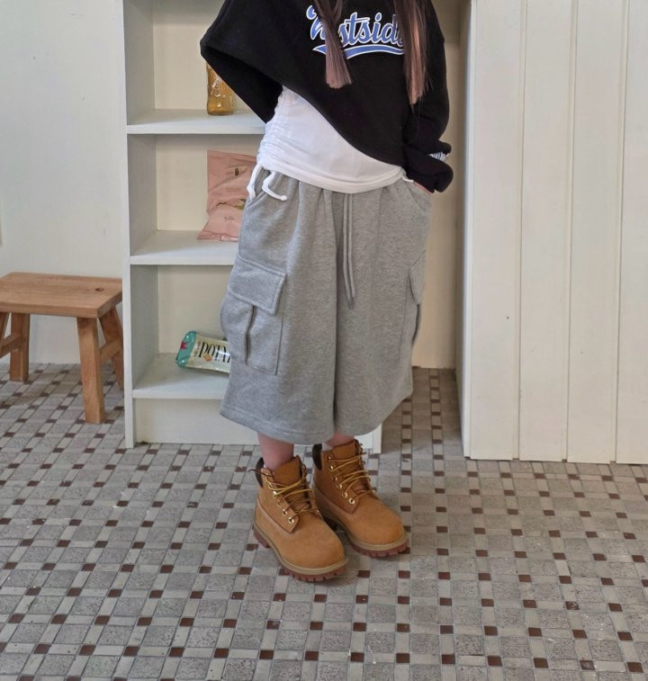 Comma - Korean Children Fashion - #discoveringself - Wide Bermuda Pants