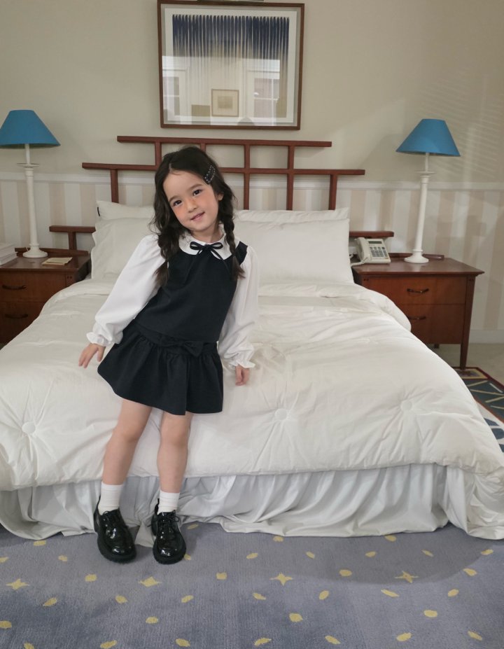 Comma - Korean Children Fashion - #prettylittlegirls - Round Collar Blouse - 5