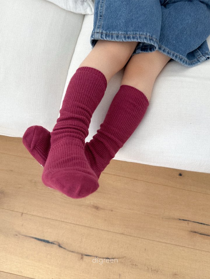 Digreen - Korean Children Fashion - #prettylittlegirls - Point Knee Socks - 12