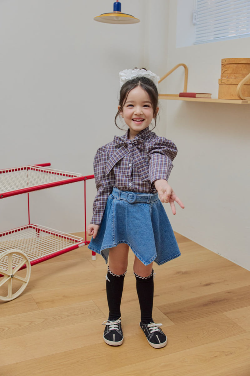Dore Dore - Korean Children Fashion - #fashionkids - Ribbon Puff Blouse