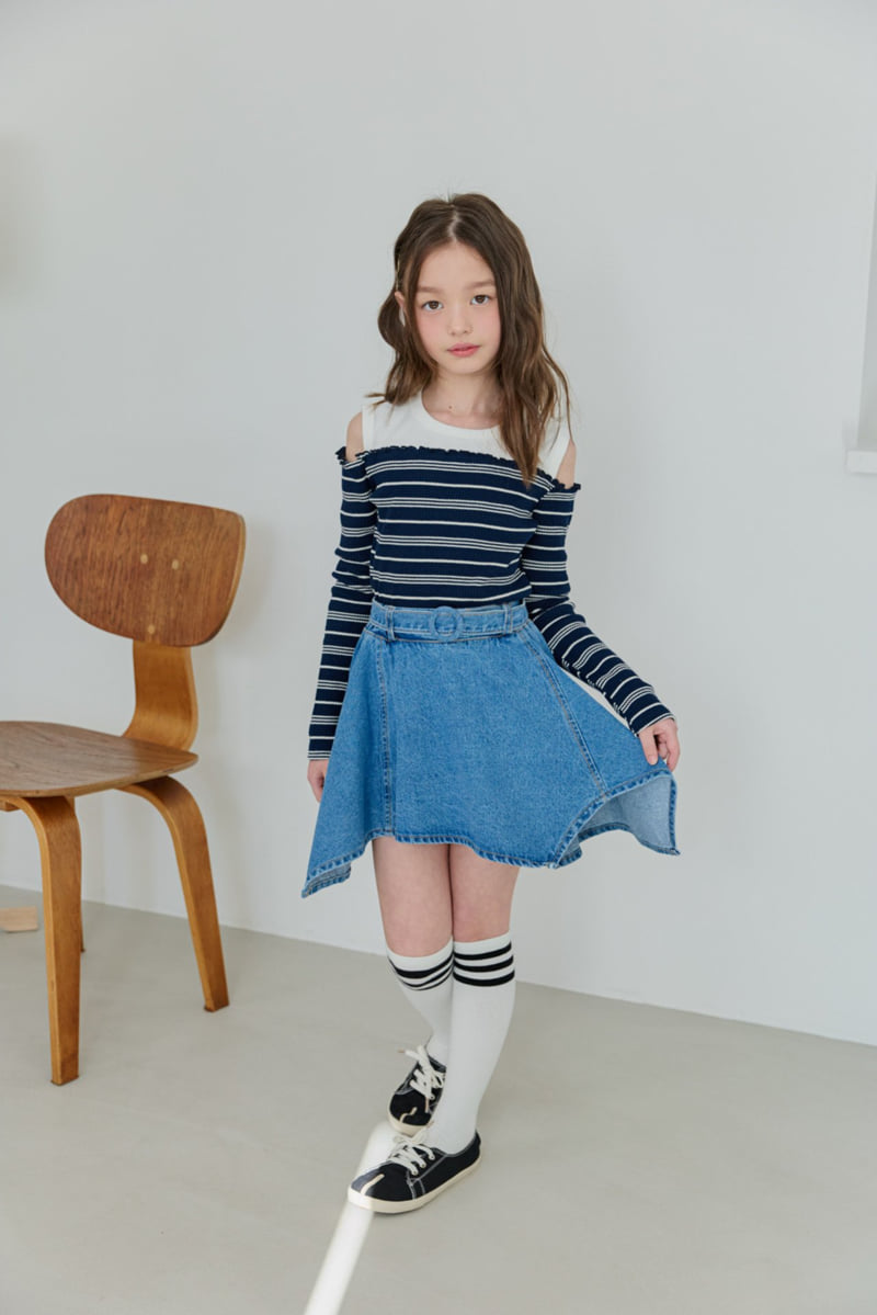 Dore Dore - Korean Children Fashion - #kidsshorts - Striped Off-Shoulder Tee - 10