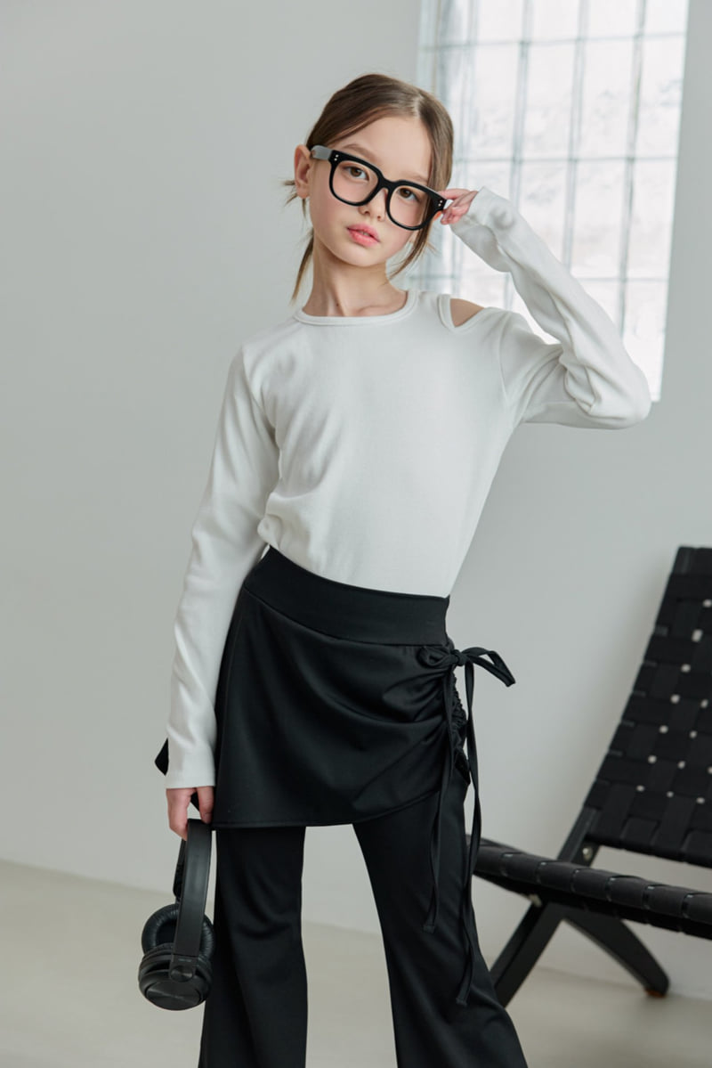 Dore Dore - Korean Children Fashion - #prettylittlegirls - Shoulder Cut Ribbed Tee