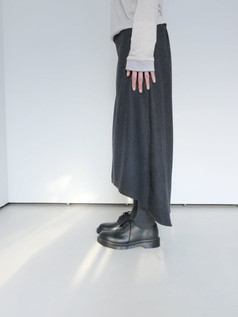 Enten - Korean Women Fashion - #momslook - Dun Asymmetrical Skirt - 3