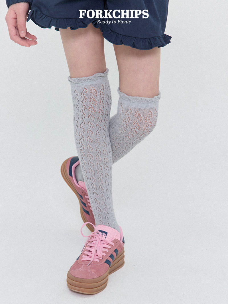 Fork Chips - Korean Children Fashion - #Kfashion4kids - Eyelet Knee Socks - 8