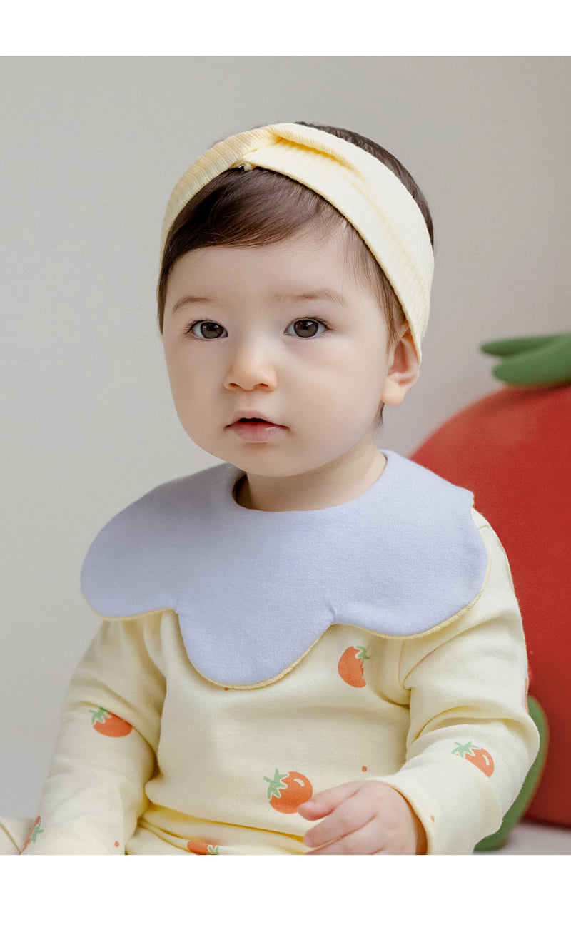 Kids Clara - Korean Baby Fashion - #babyoutfit - Plush Cloud Reversible Baby Bib (Set of 5) - 2