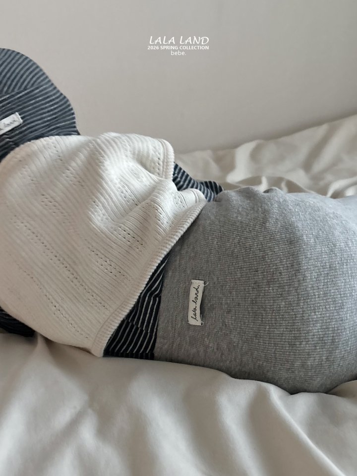 Lalaland - Korean Baby Fashion - #babyootd - Bebe Cheese Ribbed Footed Leggings - 12