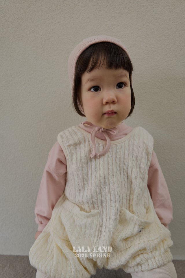 Lalaland - Korean Baby Fashion - #onlinebabyshop - Bebe Cable Knit Overalls - 7