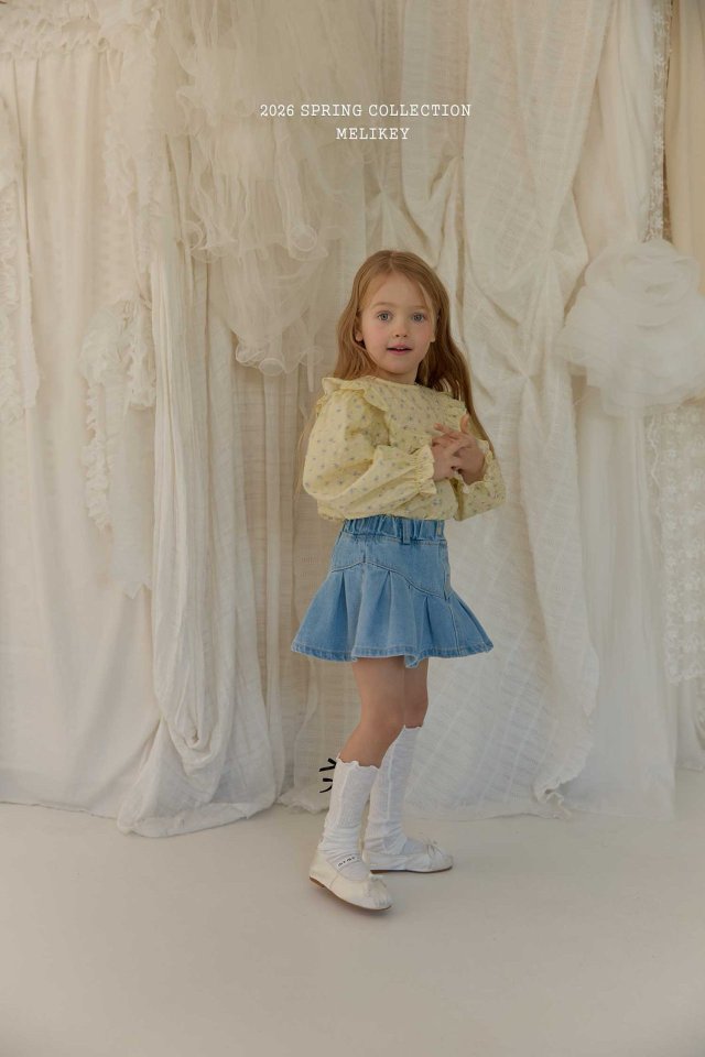 Melikey - Korean Children Fashion - #Kfashion4kids - Round Frill Blouse (Yellow Flower) - 10