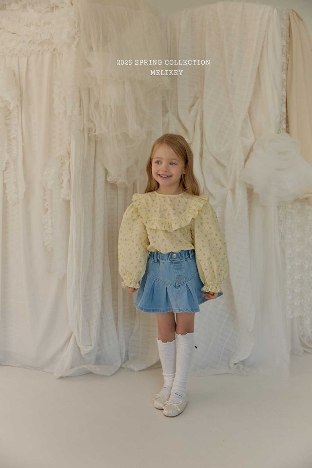 Melikey - Korean Children Fashion - #kidsshorts - Round Frill Blouse (Yellow Flower) - 7