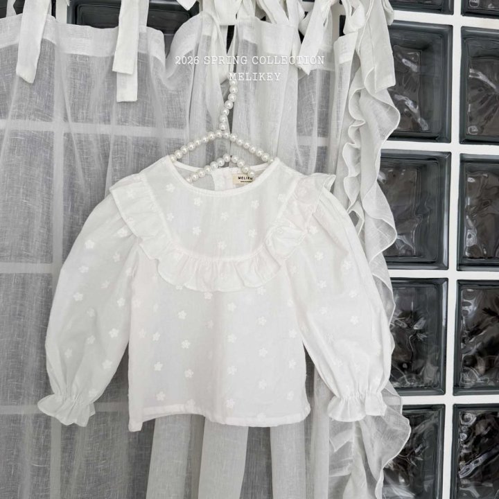 Melikey - Korean Children Fashion - #kidsshorts - Round Frill Blouse (Ivory Flower)
