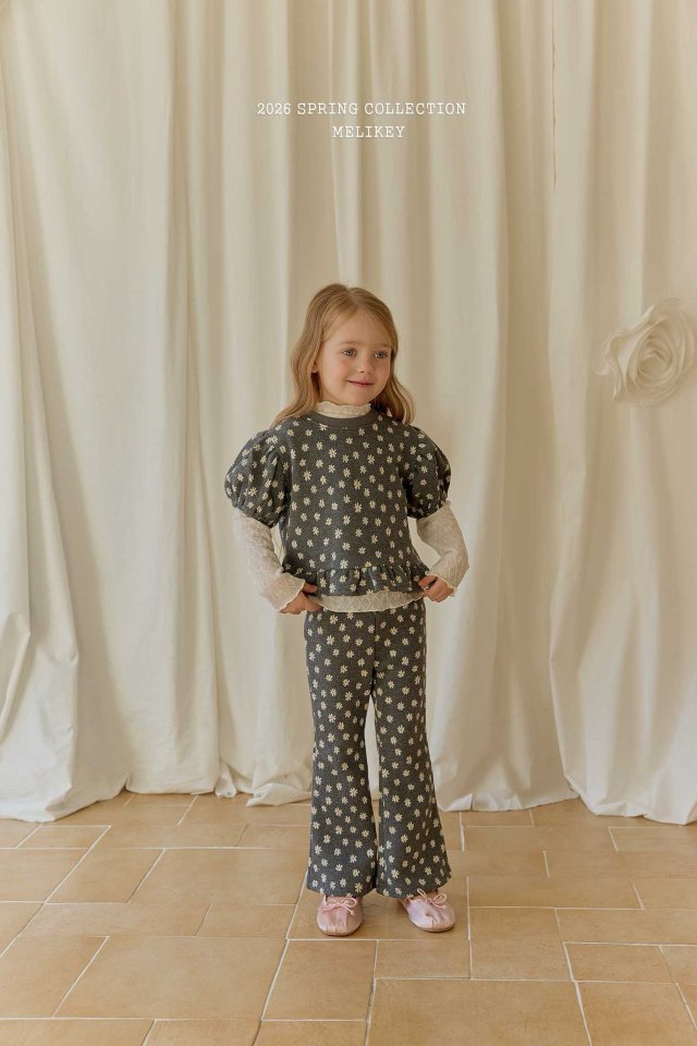 Melikey - Korean Children Fashion - #kidsshorts - Spring Daisy Bootcut Pants - 8