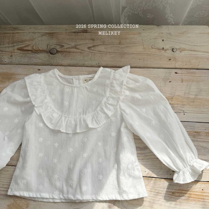 Melikey - Korean Children Fashion - #magicofchildhood - Round Frill Blouse (Ivory Flower) - 6