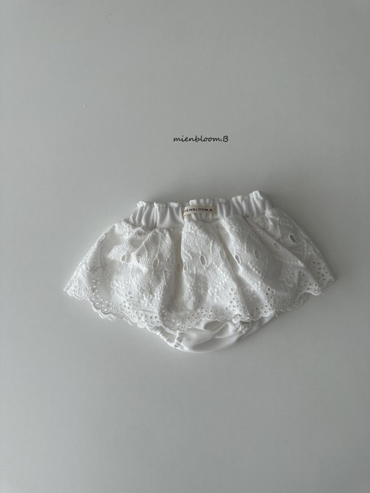 Bebe Spring Flower Bloomer by Mienbloom B for Baby - view 2