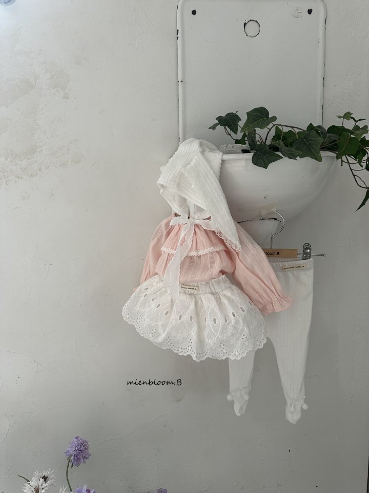 Bebe Spring Flower Bloomer by Mienbloom B for Baby - view 6