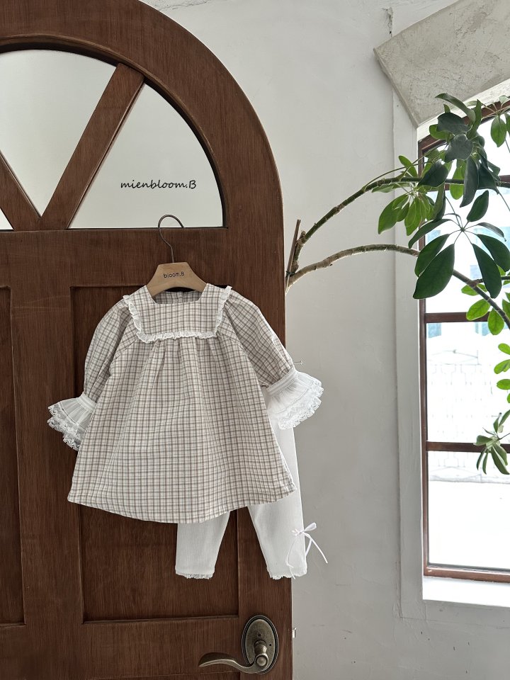 Bebe Ribbon Leggings by Mienbloom B for Baby - view 5