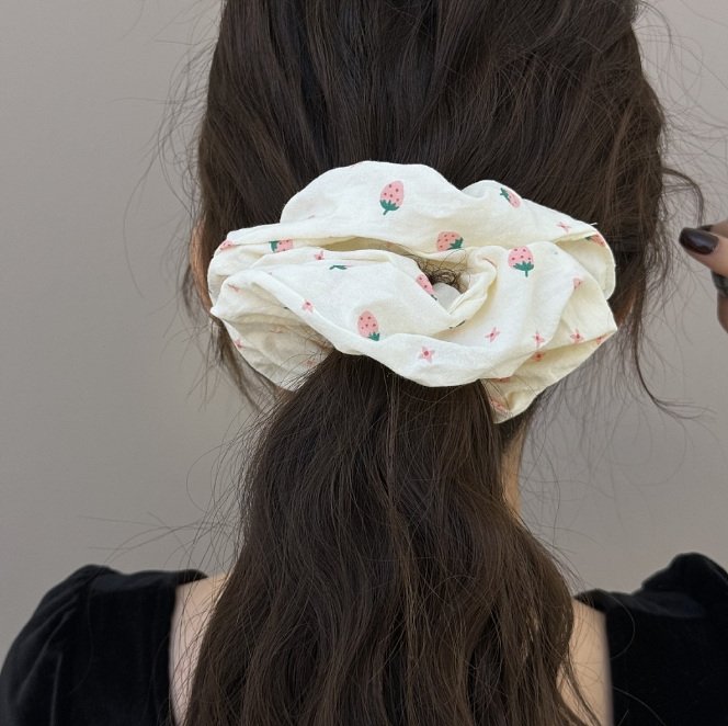 Miso - Korean Children Fashion - #minifashionista - Strawberry Scrunchie - 5
