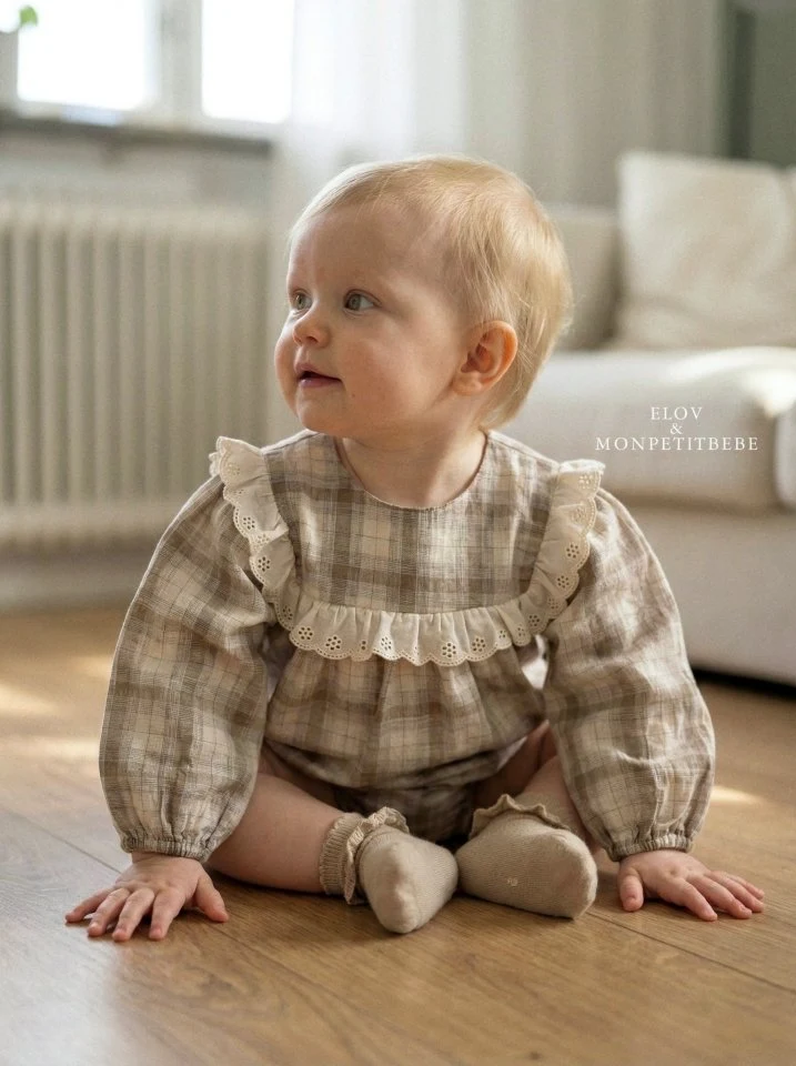 Mon Petit Bebe - Korean Baby Fashion - #babyfever - Bebe Irene Frill Suit - 3