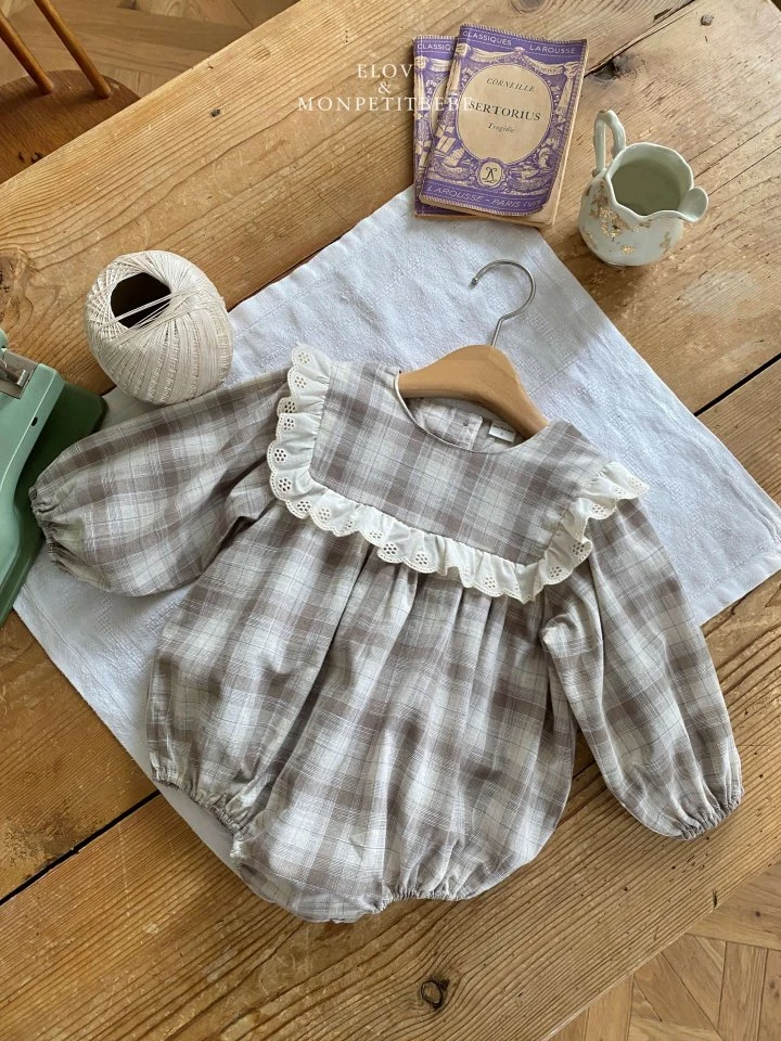 Mon Petit Bebe - Korean Baby Fashion - #babyoninstagram - Bebe Irene Frill Suit - 6