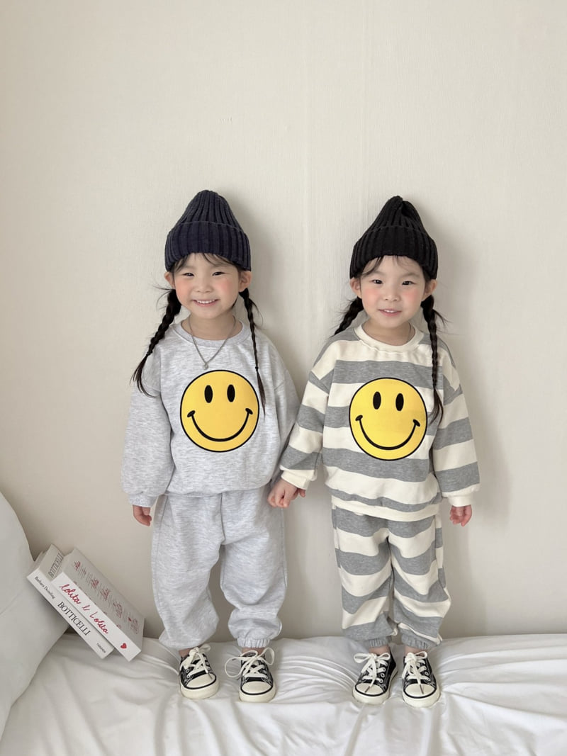 Moran - Korean Children Fashion - #childofig - Big Smile Embroidered Set - 10