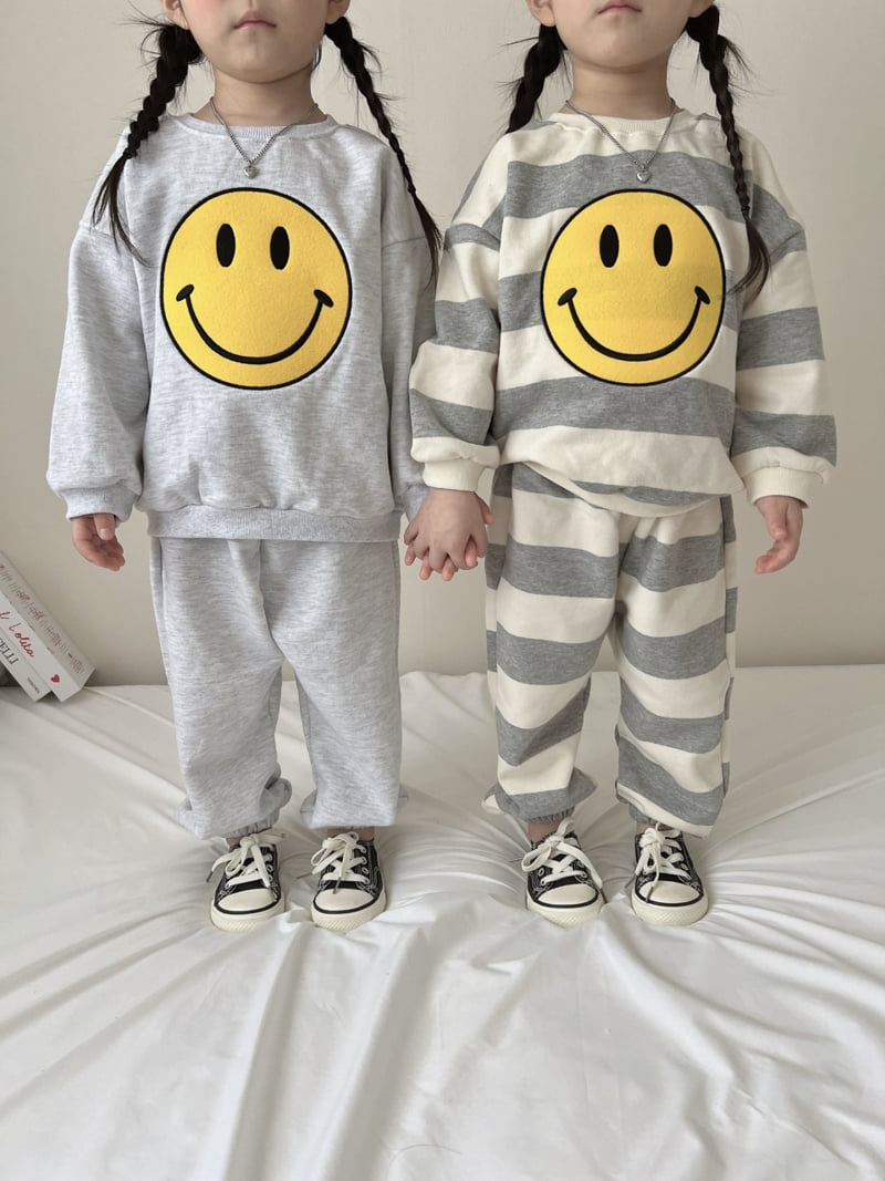 Moran - Korean Children Fashion - #childrensboutique - Big Smile Embroidered Set - 11