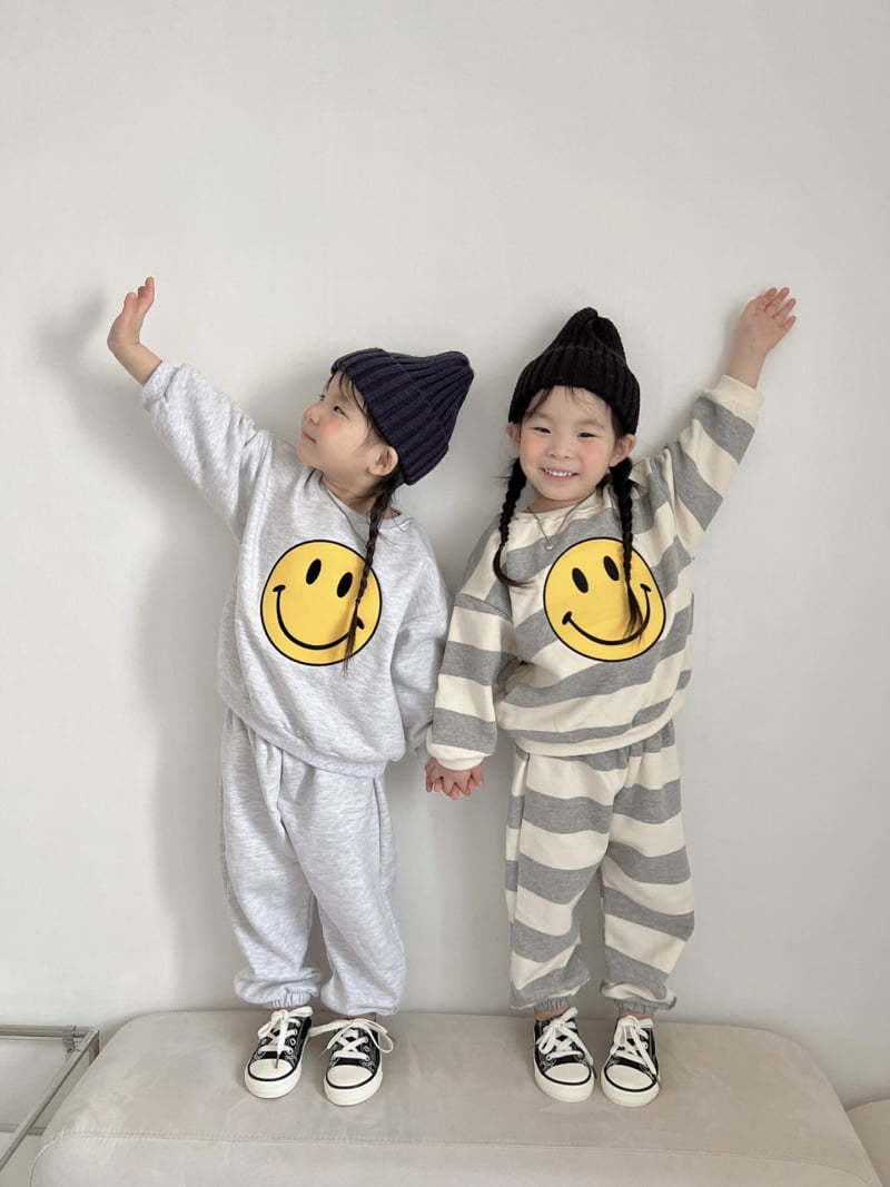 Moran - Korean Children Fashion - #stylishchildhood - Big Smile Embroidered Set - 9
