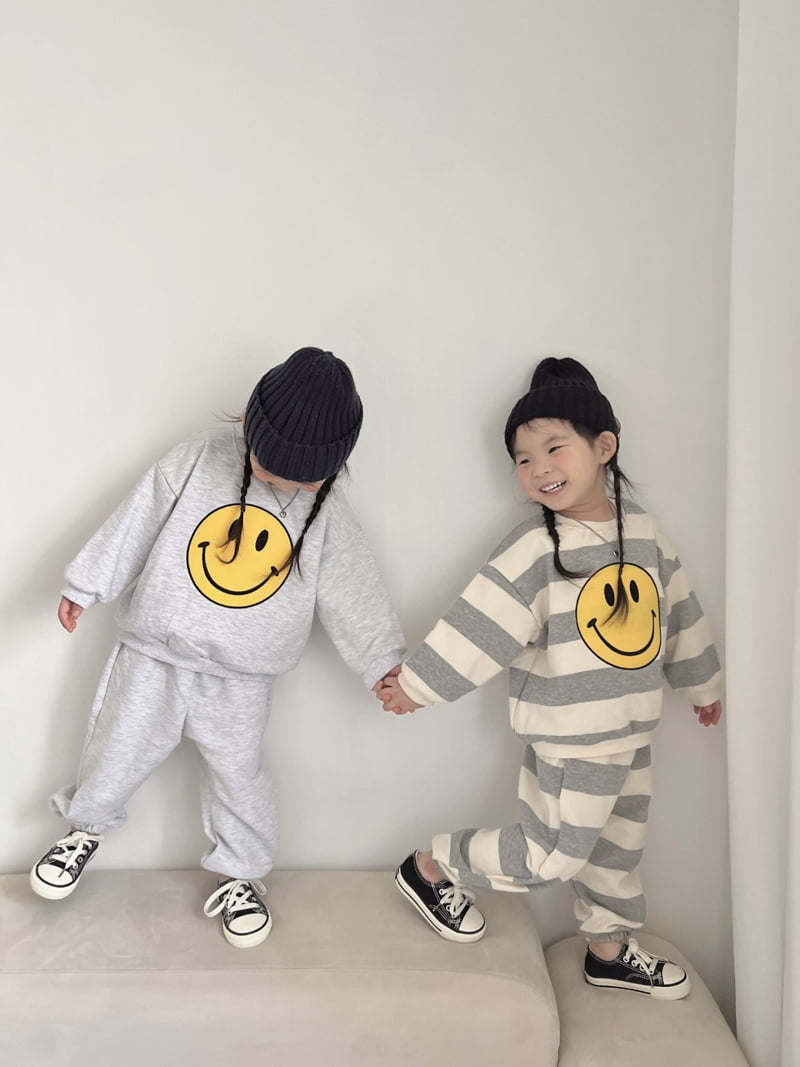 Moran - Korean Children Fashion - #toddlerclothing - Big Smile Embroidered Set - 8